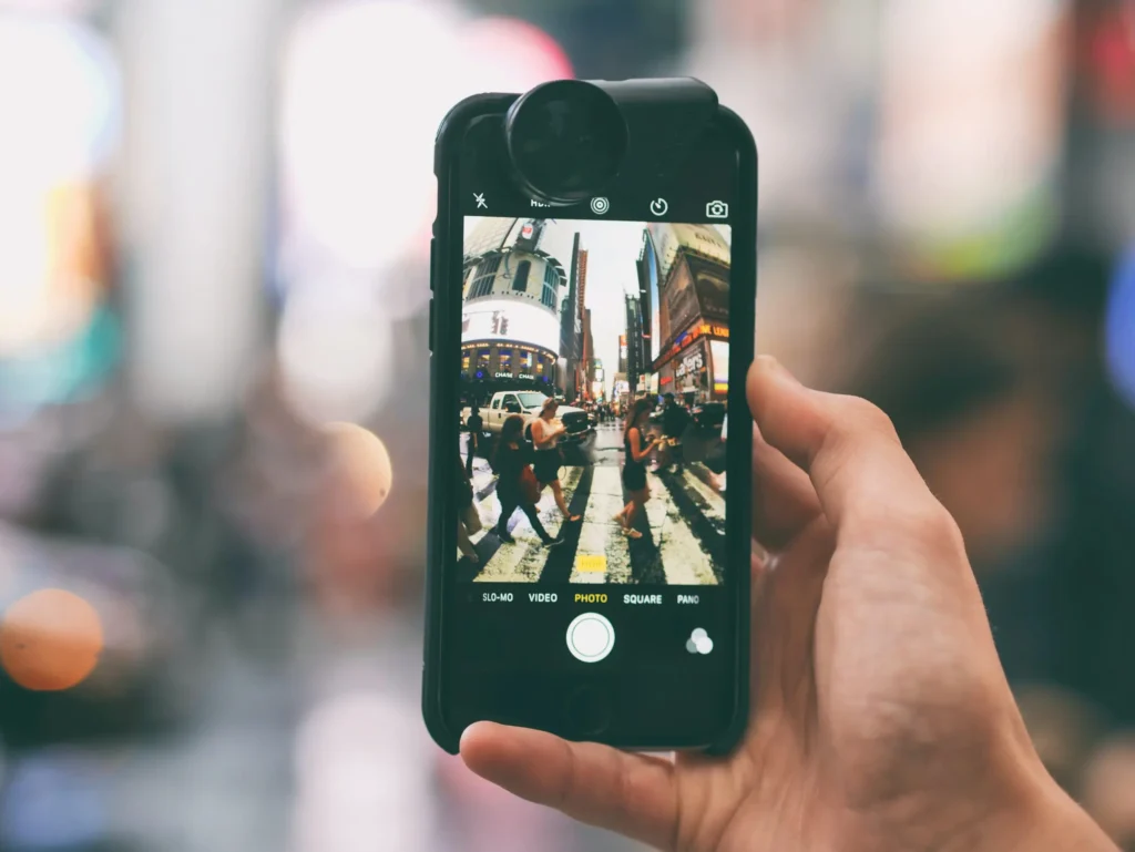 Photo-iPhone-Aaron-Burden-scaled